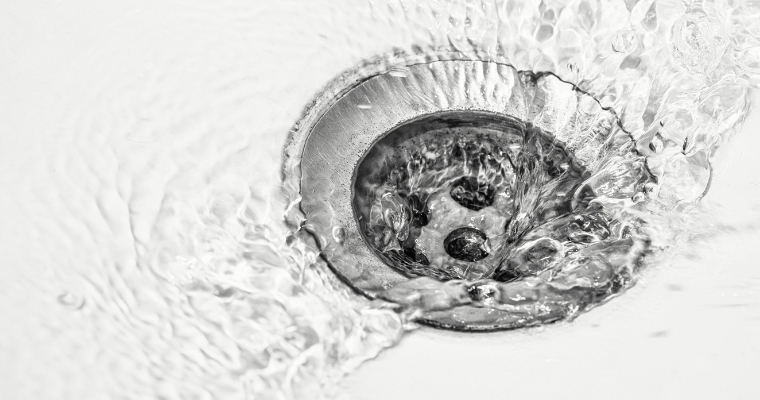 important tips to prevent clogged drains in showers